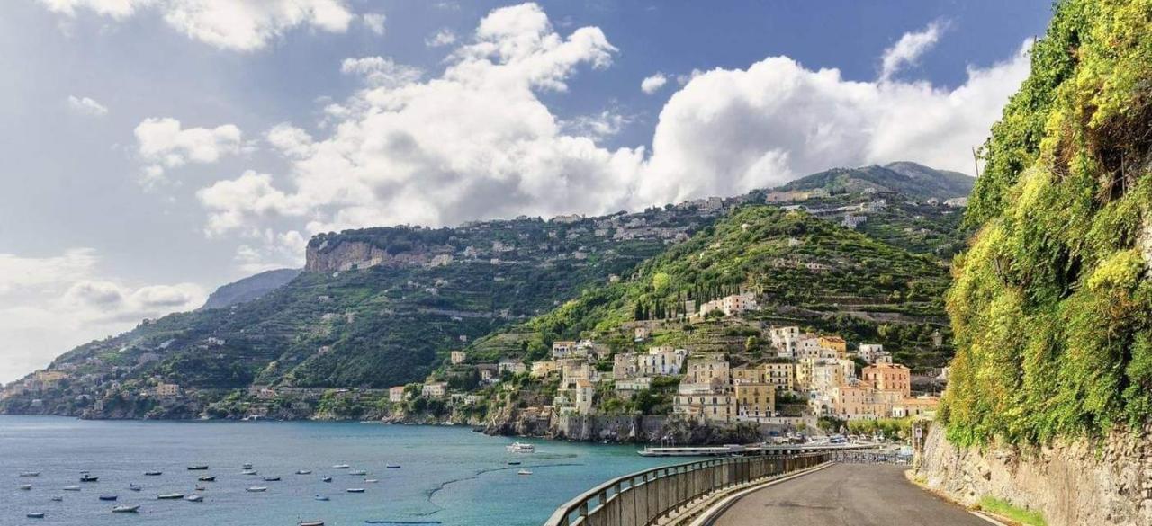 Amalfi Coast Palace In Minori Lägenhet Exteriör bild